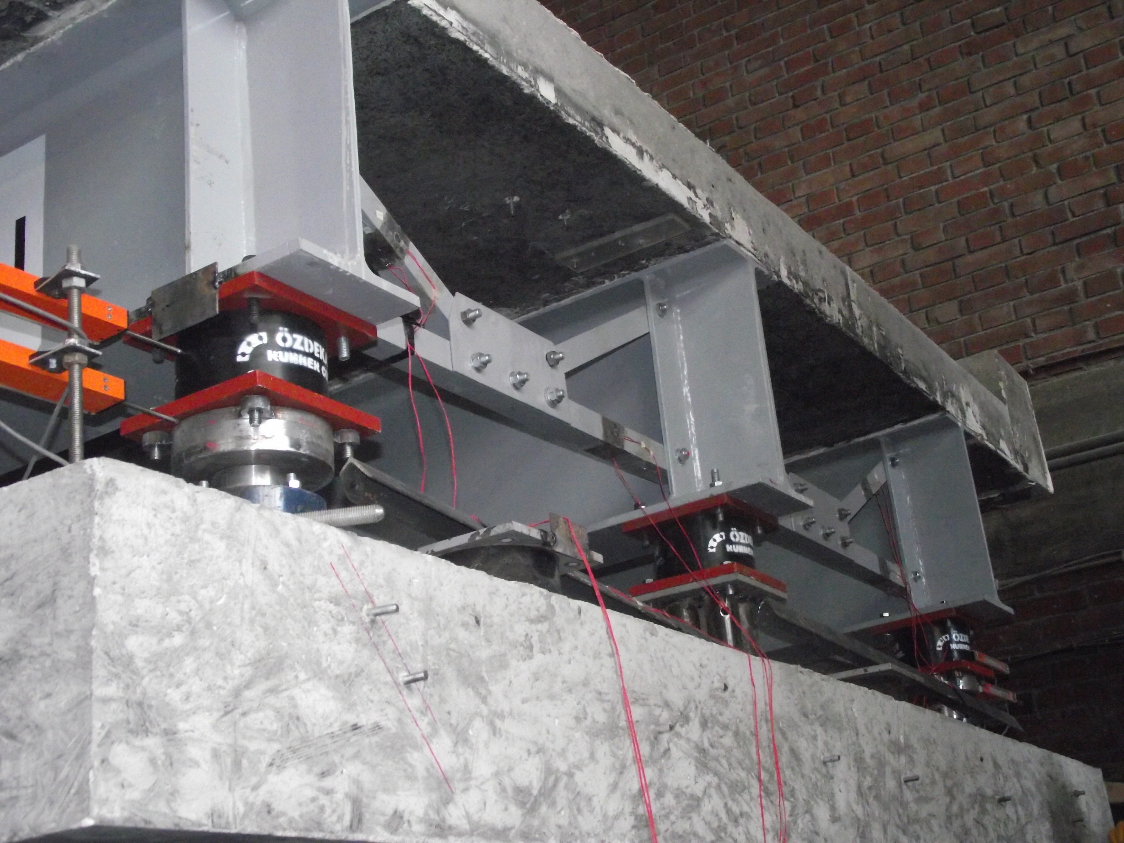 Seismic Isolators - Seismic İsolation- LDRB (Low Damping Rubber Bearings) Isolator EN 15129- EN 1337 - DIN 4141 - ASTM D 4014 - BS 5400 - AASTHO M251 - AS 5100-4